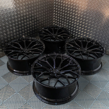SP TWO - RANGE ROVER SPORT/SVR 14-22: Front: 23" x 10.5" | Rear: 23" x 10.5"